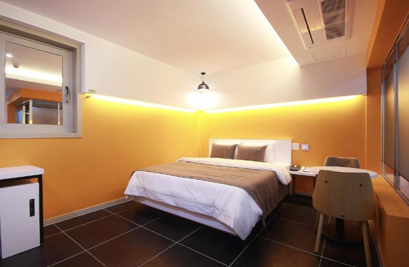 Jade Hotel Ilsan Ni Exterior photo