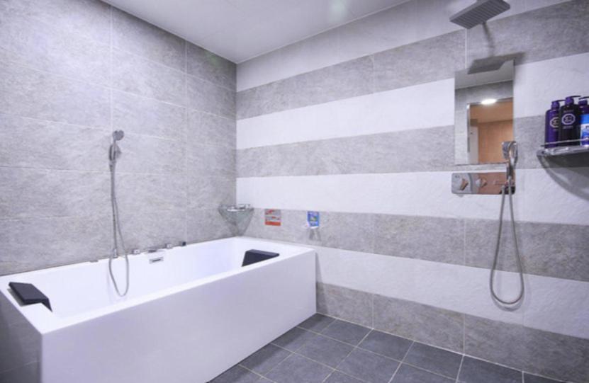 Jade Hotel Ilsan Ni Room photo