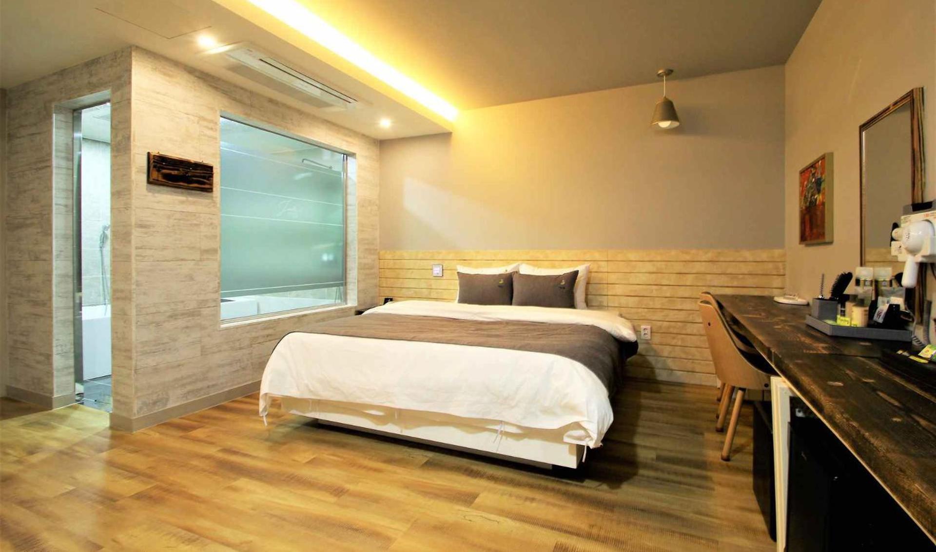 Jade Hotel Ilsan Ni Exterior photo